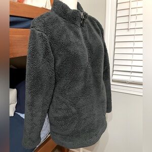 Still Water supply Co - pull over 1/4 down zipper fleece jaacket